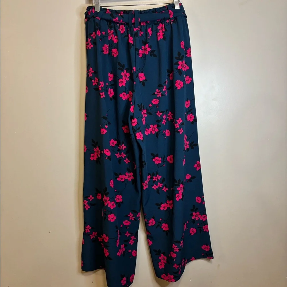 torrid Teal Wide-Leg Tie-Waist Pants with Hot Pink Floral Print - Picture 3 of 3